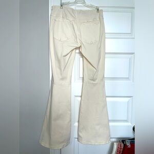 Free People Pull on Flare jeans